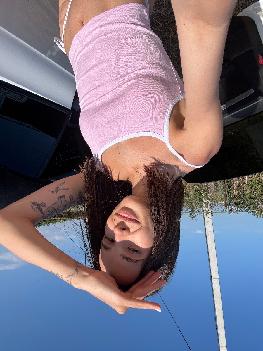 Sexy model Tina in Faridabad